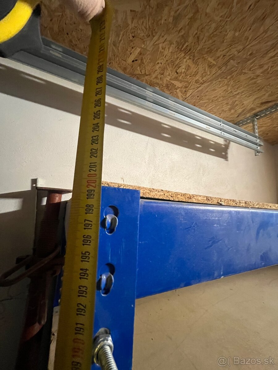 Pevny zelezny stojan - 3