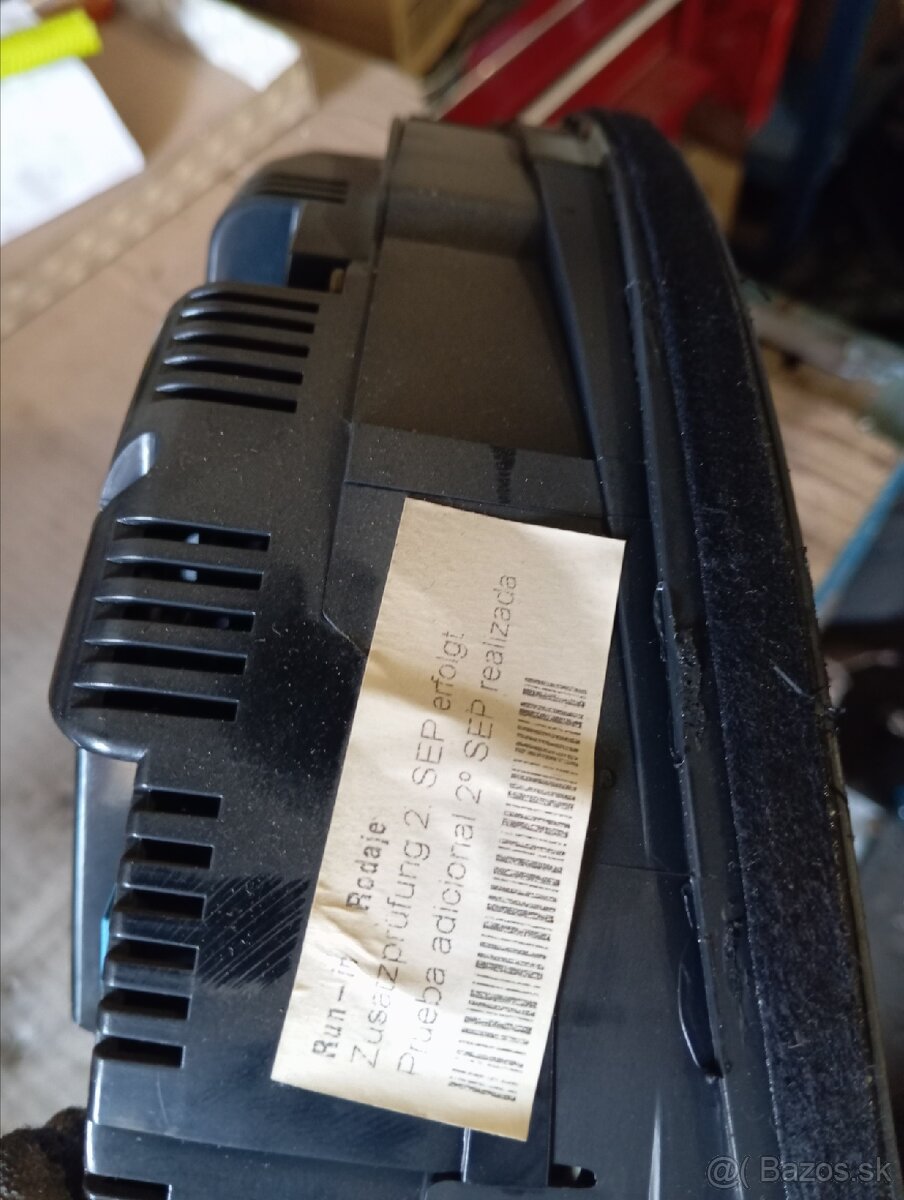 Budíky Audi A4 b6/b7 - 3