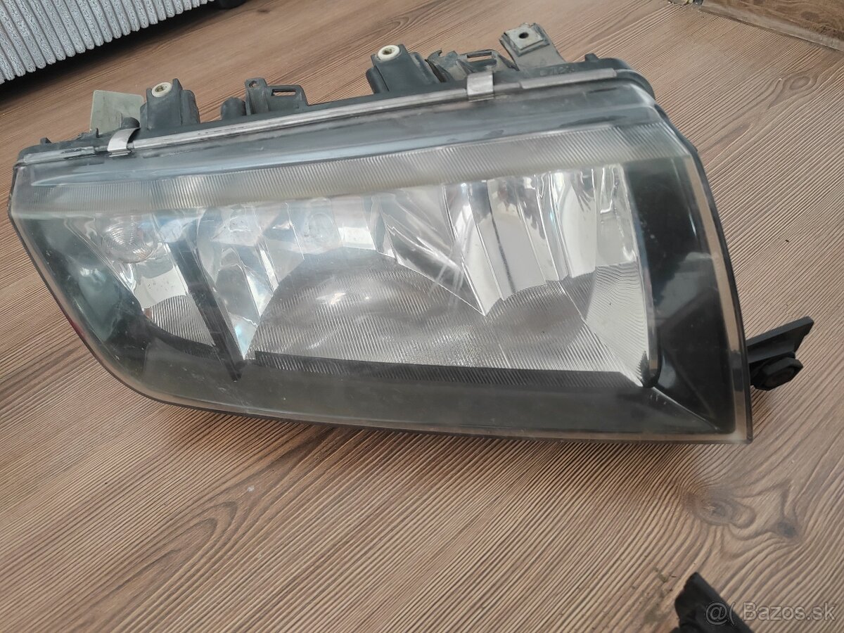 Škoda fabia 1 predné svetlá - 3