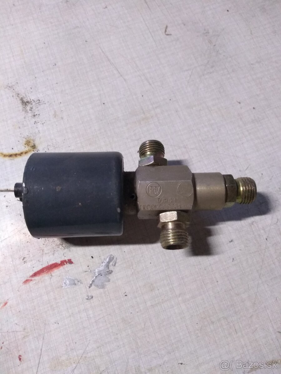 Elektromagnetický ventil LKT, LIAZ - 3