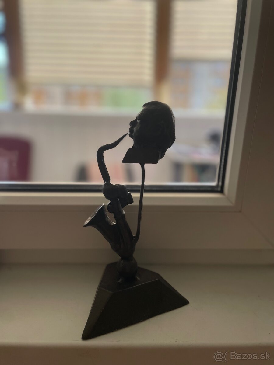 Bronzová soška – saxofonista🎷✨ - 3
