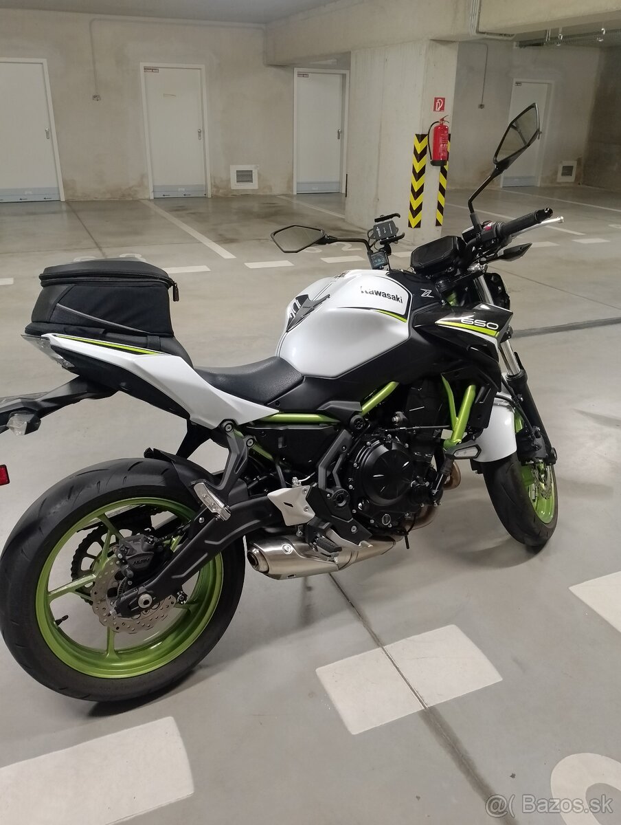 Kawasaki Z650 - 3