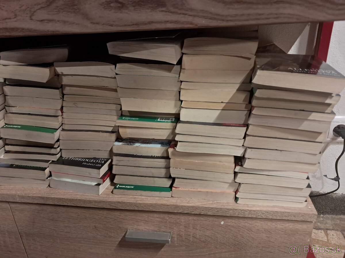 Darujem knihy Harlequin - 3