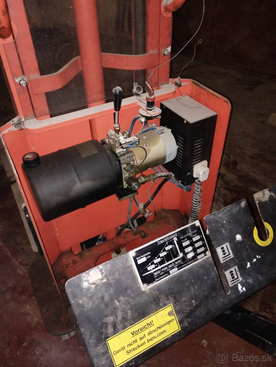 Elektrický vysokozdvižný paleťak - 3