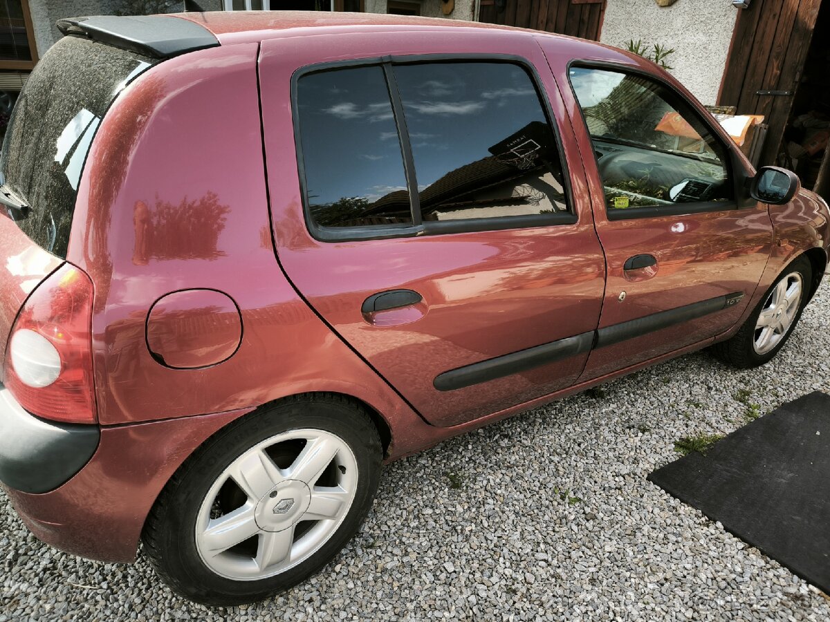 Renault Clio - 3