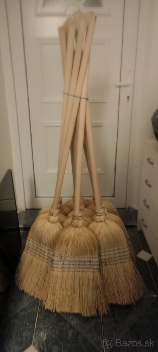 Predám cirokovu metlu - 3