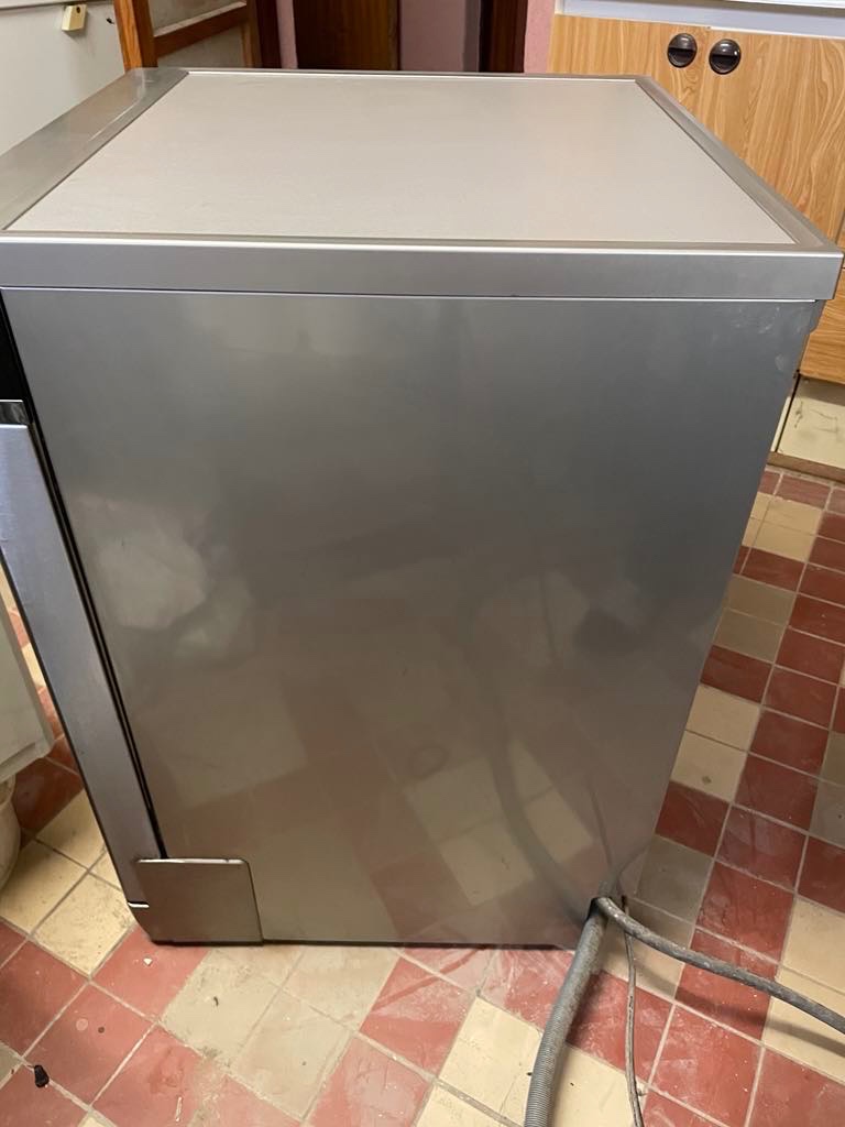 Predám umývačku riadu - 3