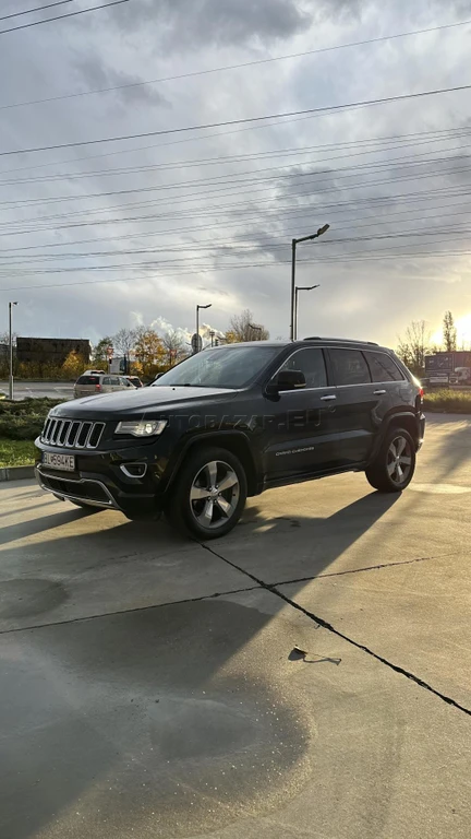 Jeep Grand Cherokee 3.0L V6 (POŠKODENÝ MOTOR)