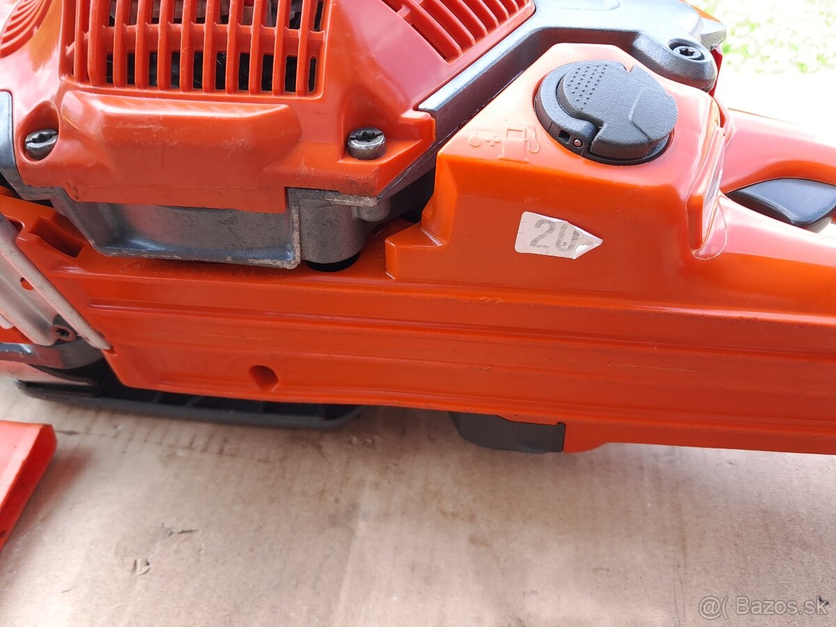 Husqvarna 562 xp motorova pila - 3