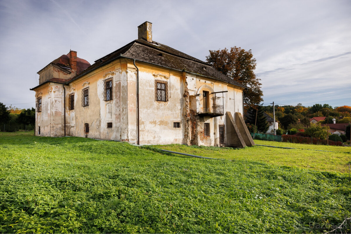 Kaštieľ plný krásnej histórie Záborské - 3