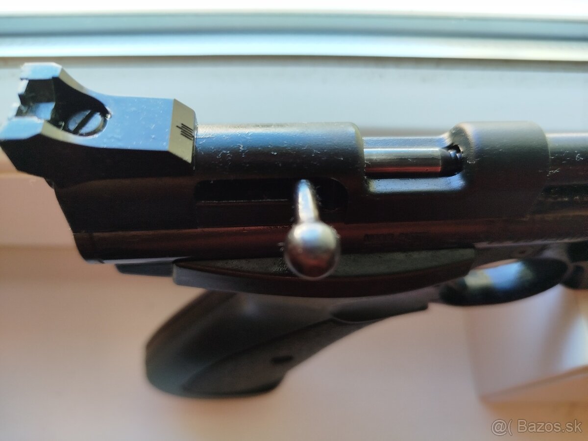 Vzduchová pištol Crosman 1377 čierna - 3