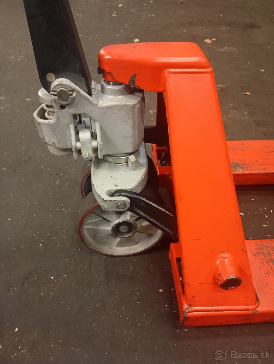 Predám paletovy vozik - 3