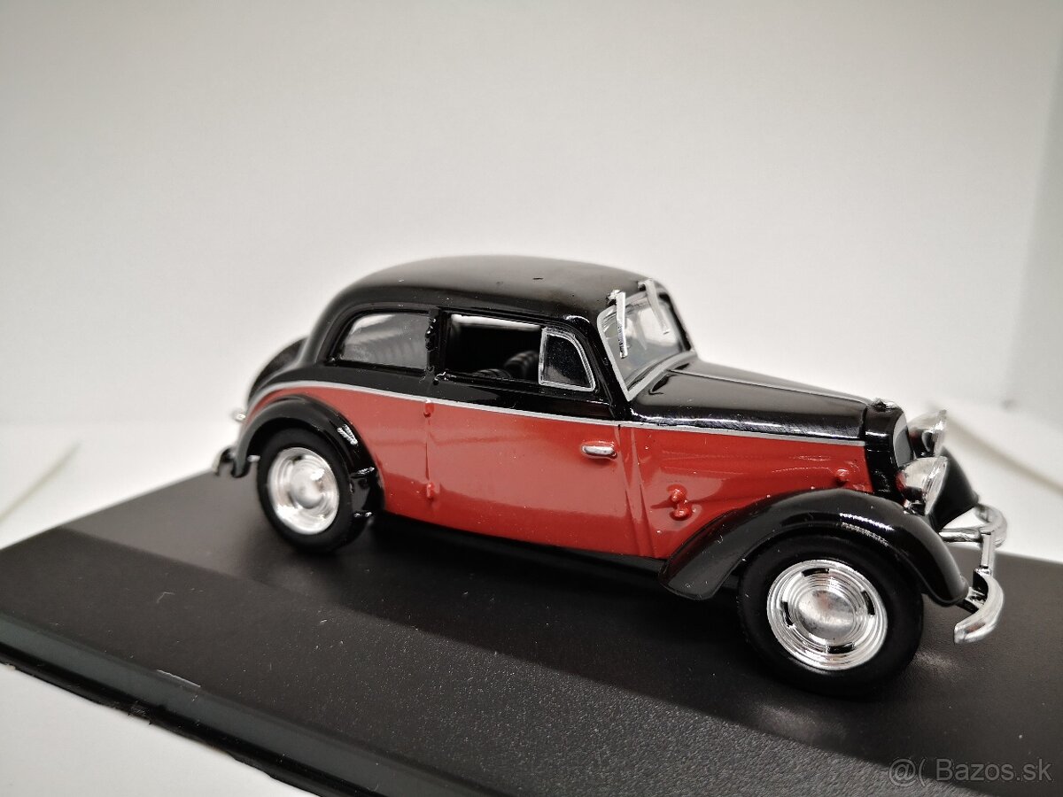 Predám kovový zberateľský model auta IFA F8, 1:43 - 3