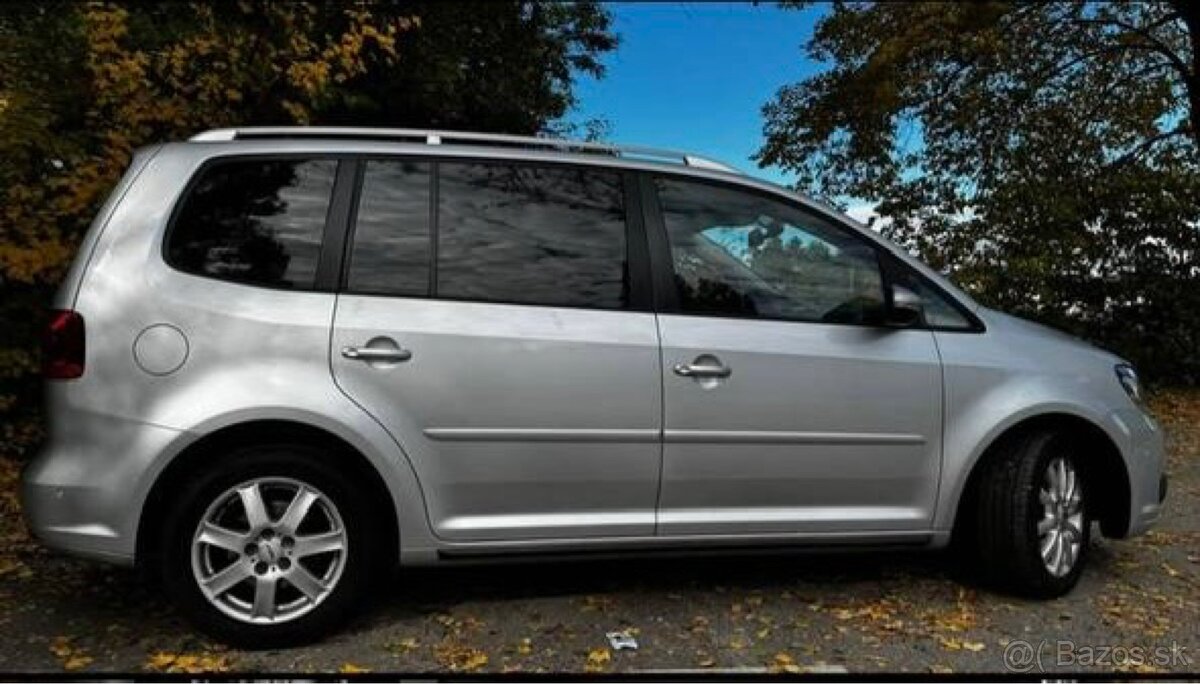 Volkswagen Touran 2.0 TDI • 103 kW - 3