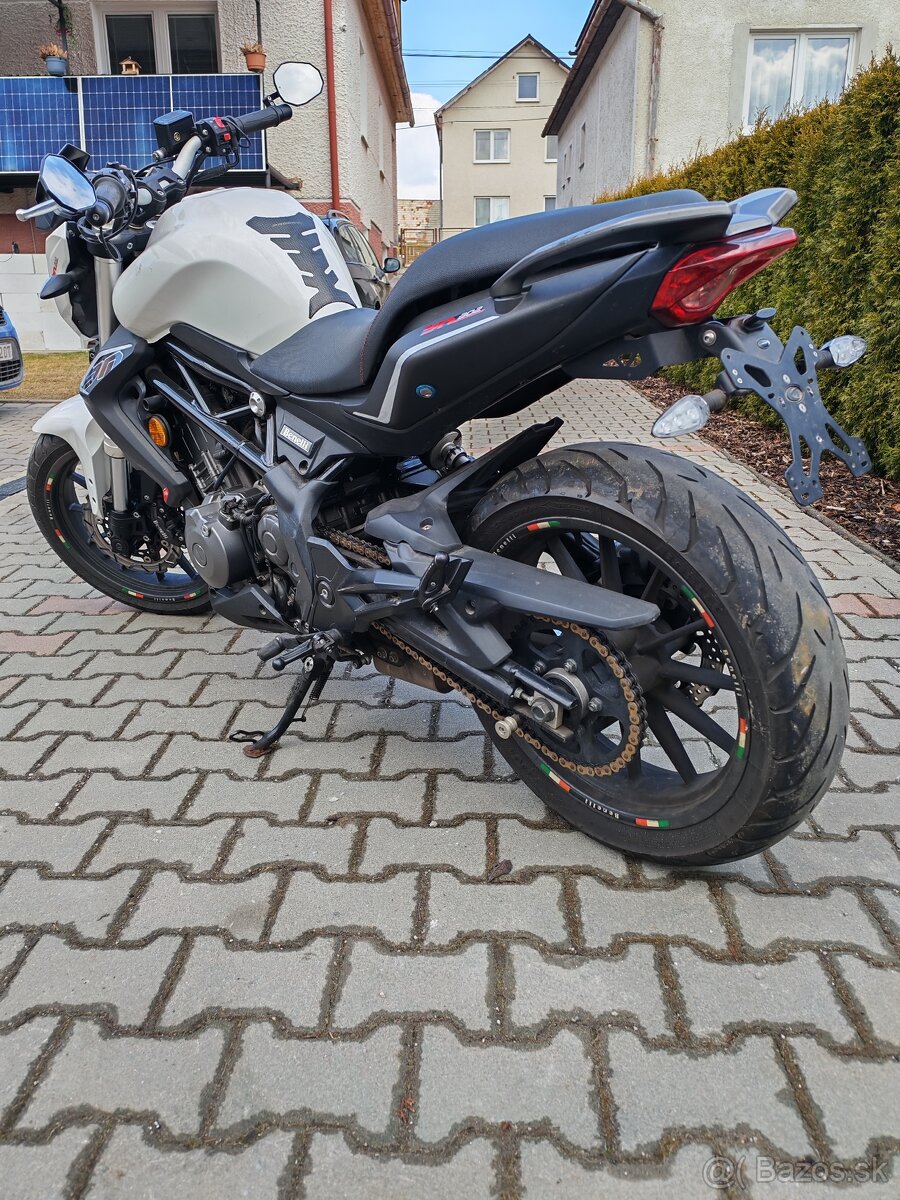 Predám Benelli 300 - 3