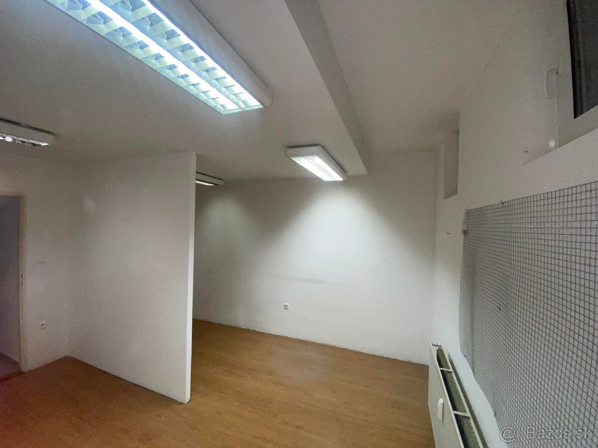 Na prenájom menší priestor v suteréne  v srdci  mesta Dunajs - 3