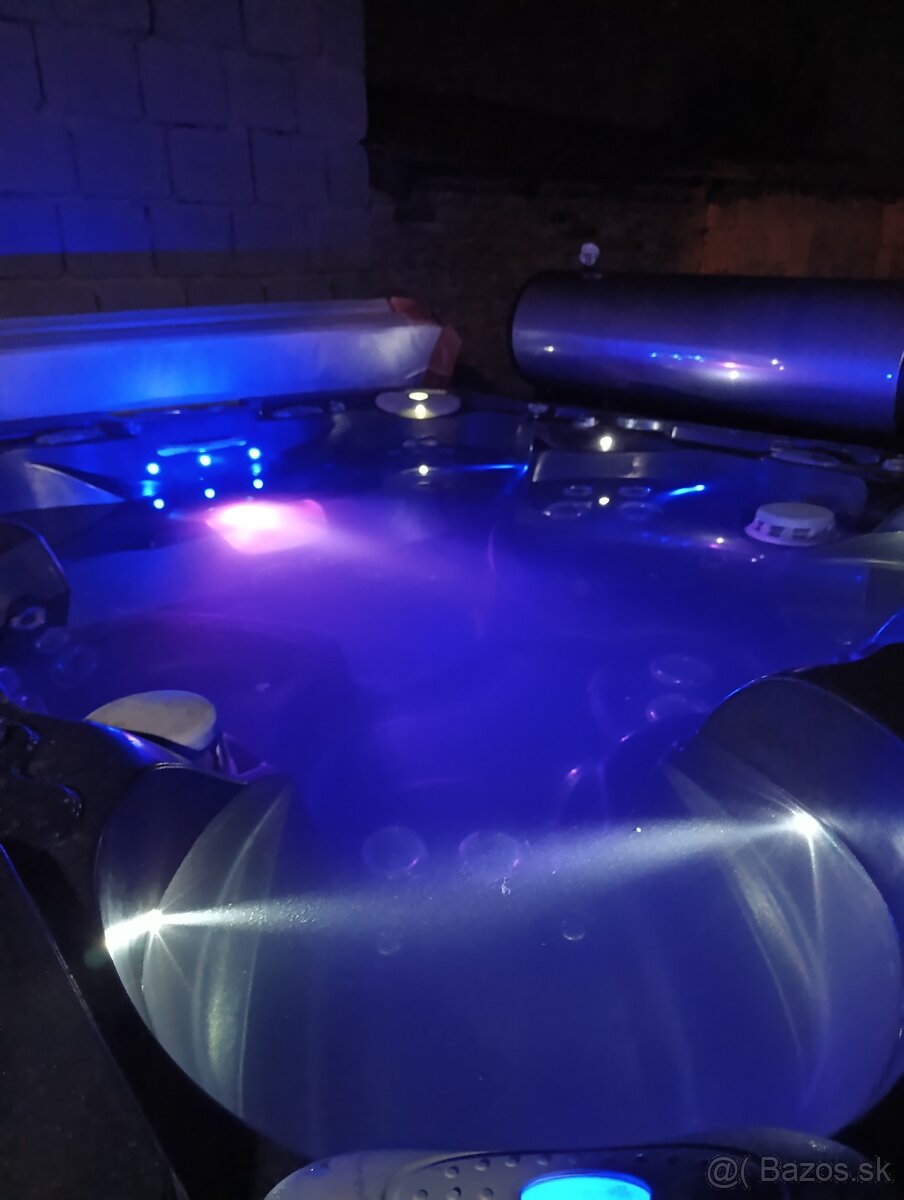 OPRAVA VÍRIVKY A SAUNY - 3