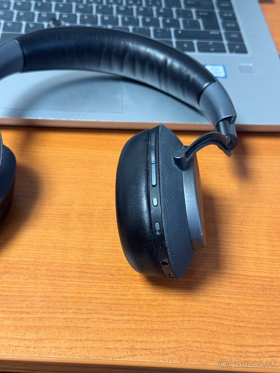 Bowers & Wilkins PX - 3