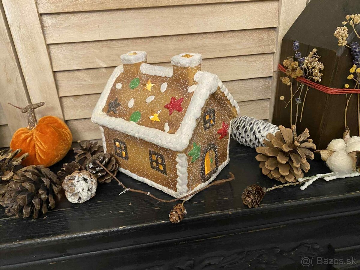 Svietiaci perníkový domček - 3