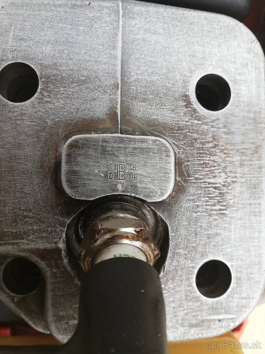 Motorová píla Husqvarna 272 xp - 3