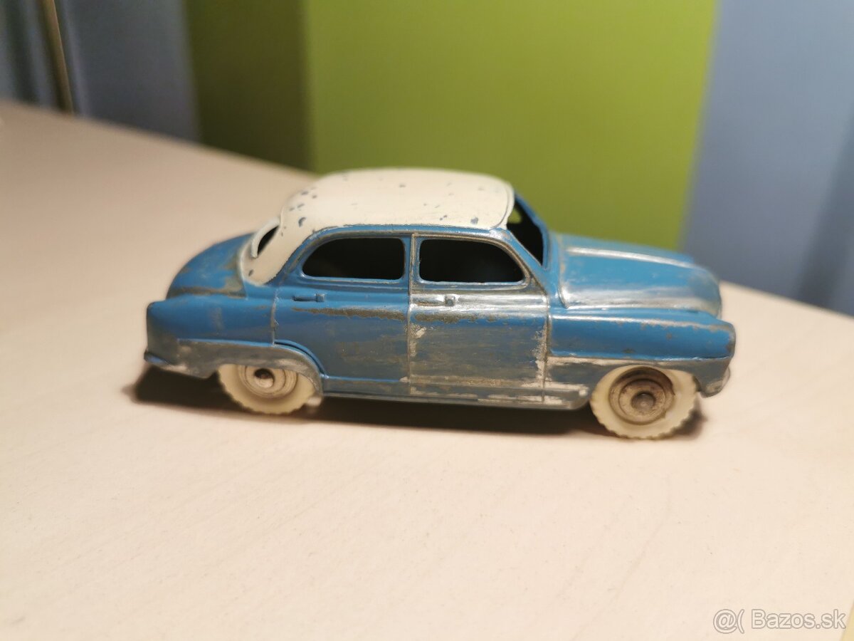 Dinky toys Simca Aronde - 3