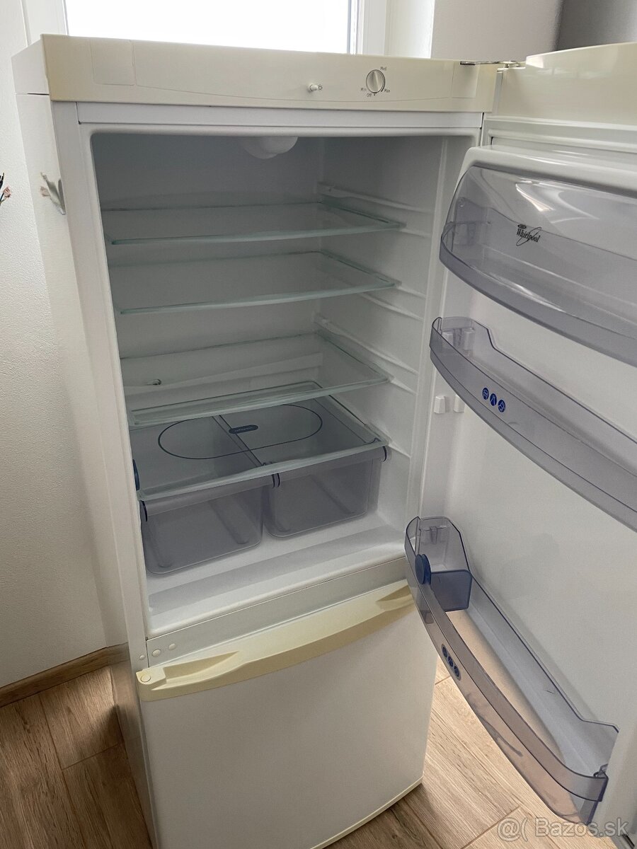 chladnička s mrazničkou - 3