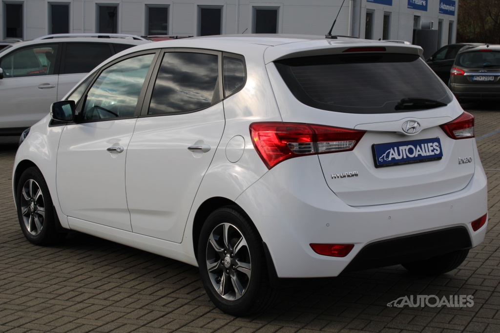 Hyundai IX20 1,6 CRDi 94 kW - 3