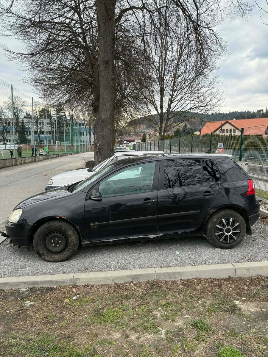 Volkswagen Golf V 1.9TDI ND - 3