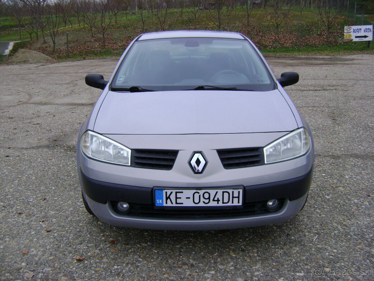 RENAULT MEGANE 1.4 - 3