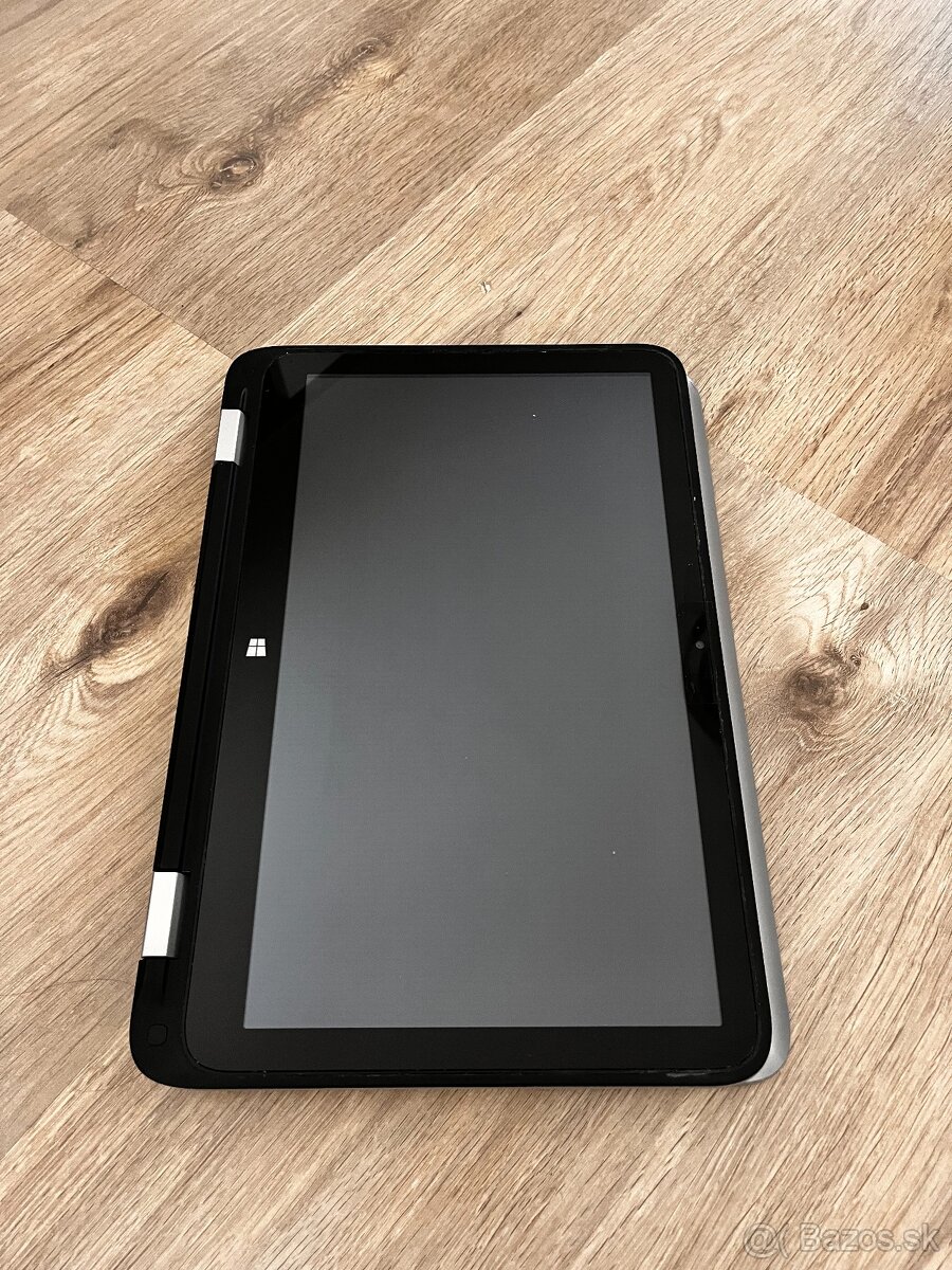 HP Pavilion x360 - 3