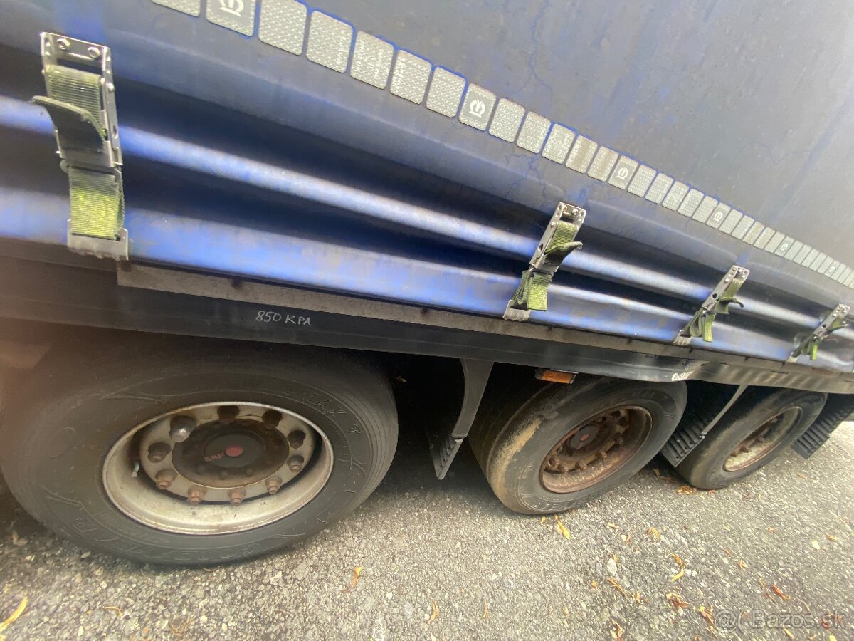 Krone 2015 (mega)- 691YJ - 3