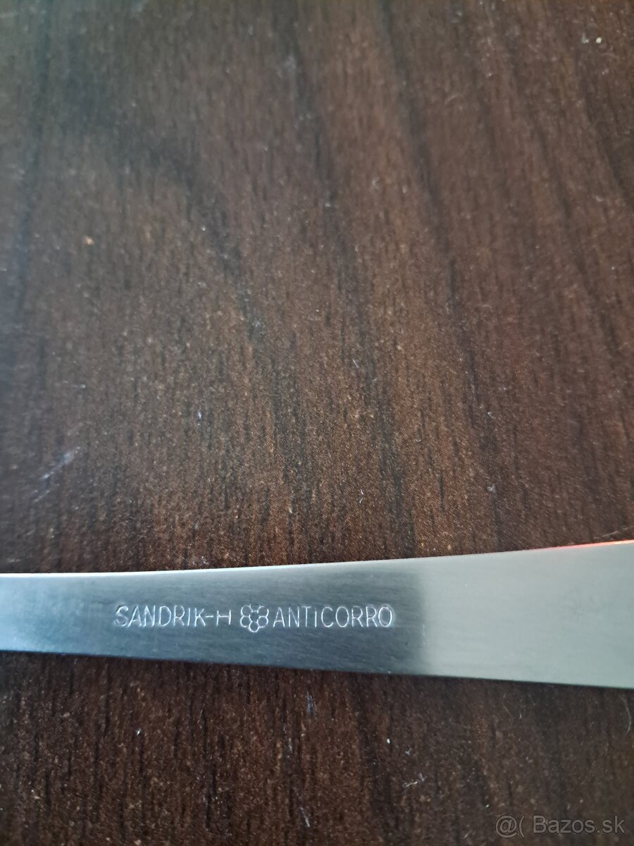 Antikorový príbor v originálnom balení - 3