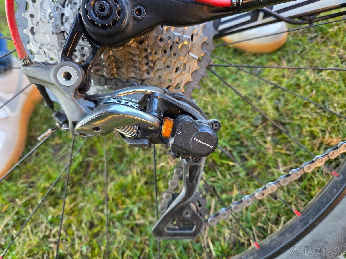 Karbonovy MTB bicykel Superior - 3