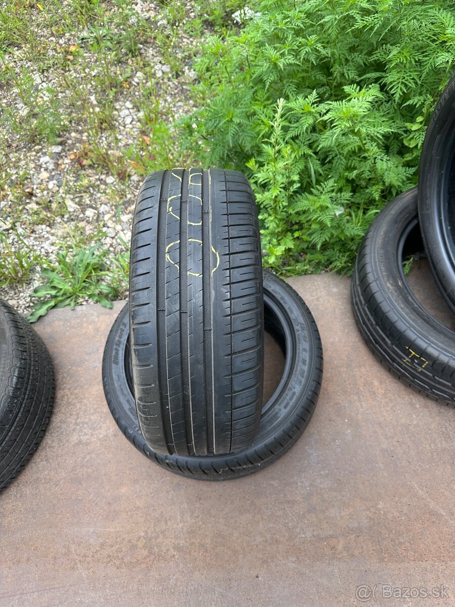 215/45 R16 - 3