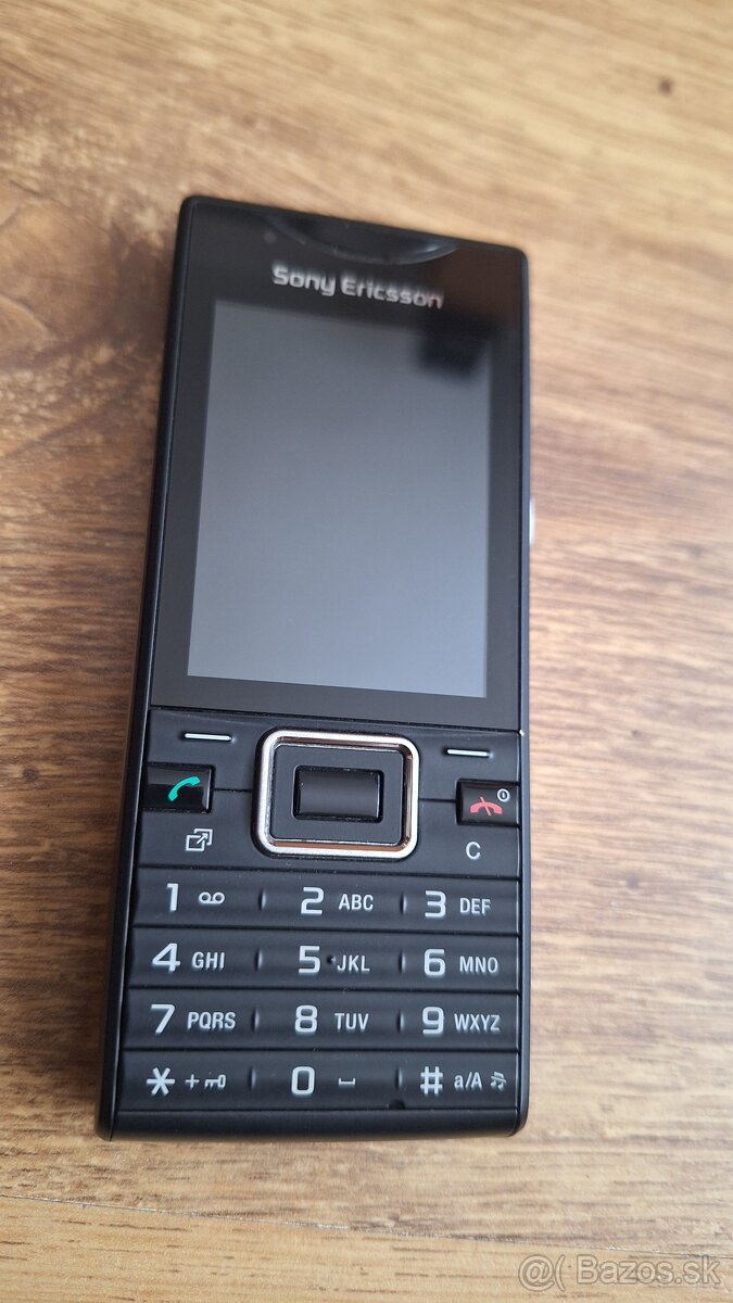 Sony ericsson J10i2 top stav - 3