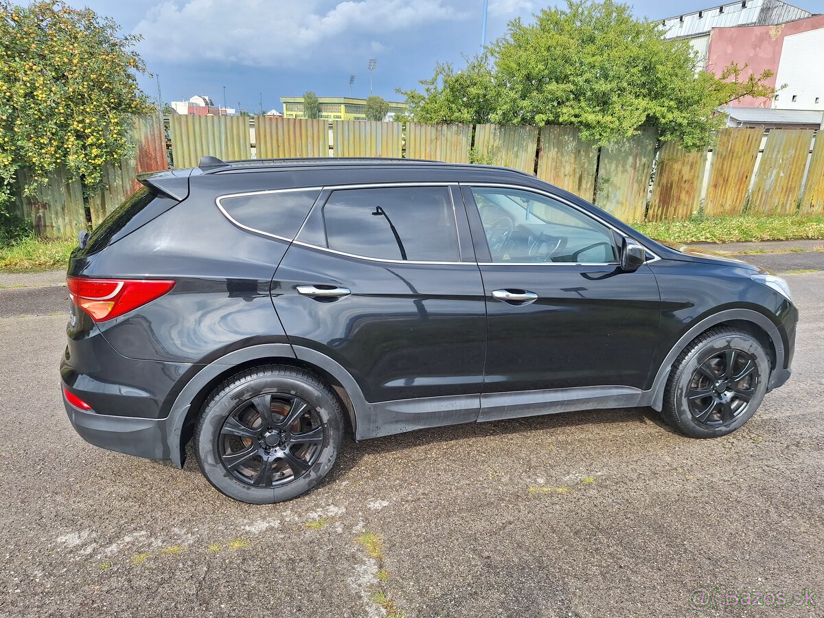 Hyundai Santa Fe 2,2 Crdi Premium - 3