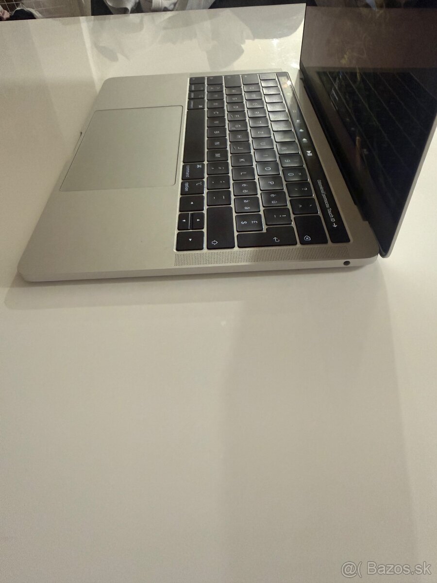 Predam Macbook Pro 13 2019 - 3
