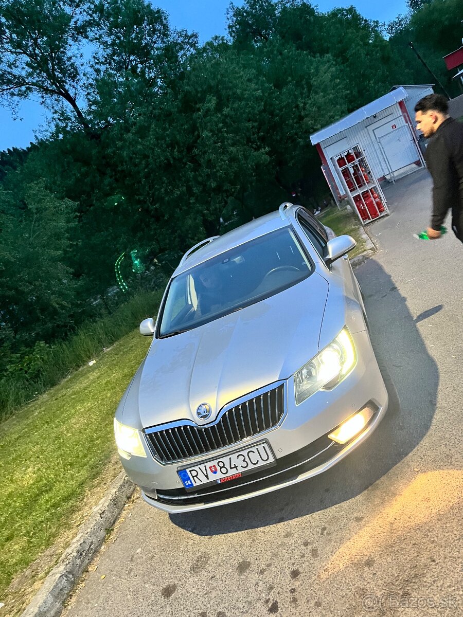 škoda superb - 3