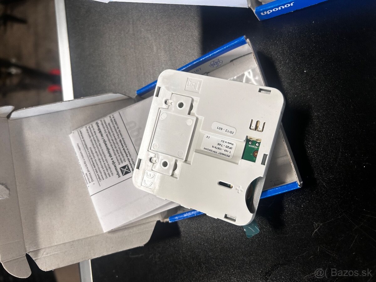 Termostat uponor - 3