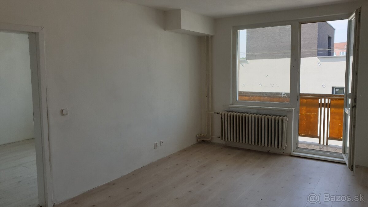 2 izbový byt Žiar nad Hronom - 3