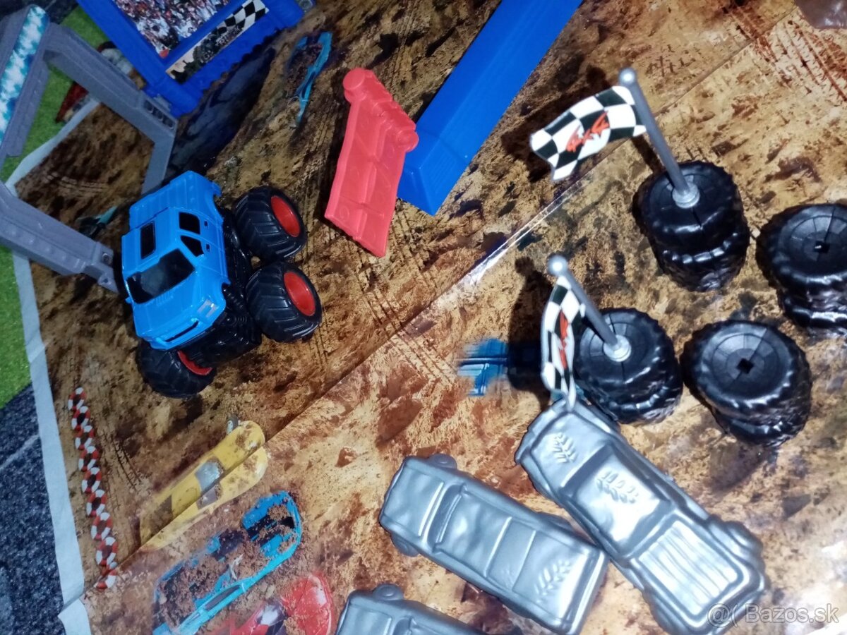 Plysaci, auta, playmobil panaci - 3