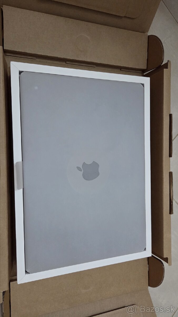 Macbook Pro 16'' 96GB ram 2TB ssd - 3