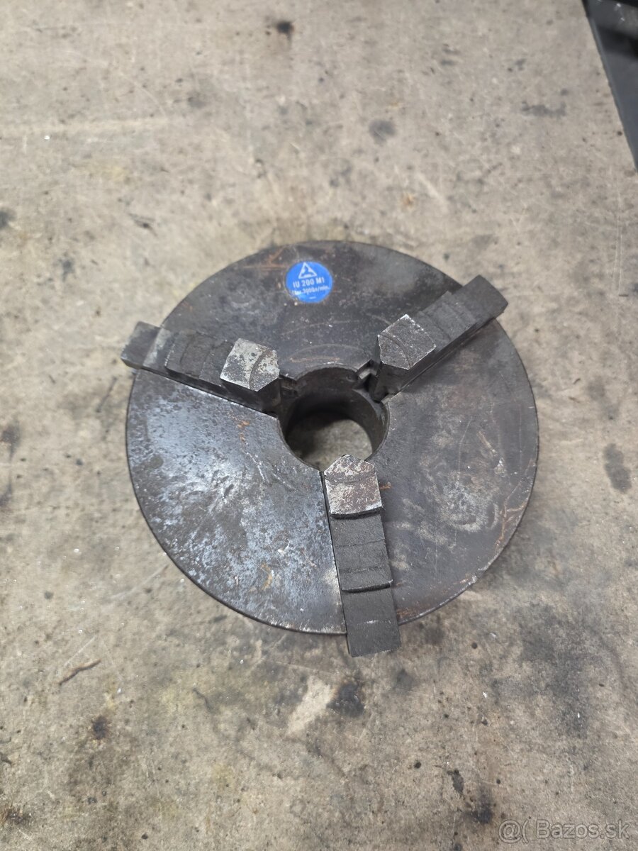 Sklucovadlo 200 troj čeľustové - 3