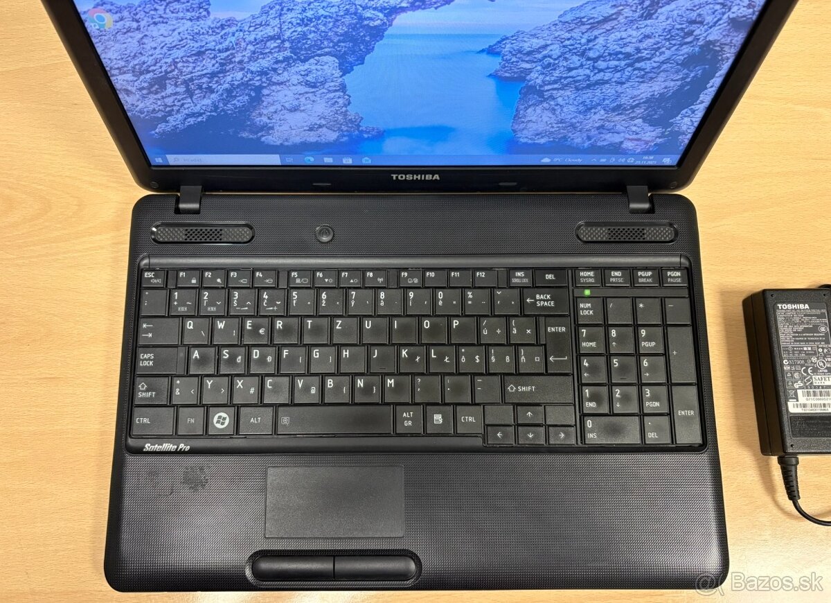 Toshiba Satellite Pro C660-1 CR - 3