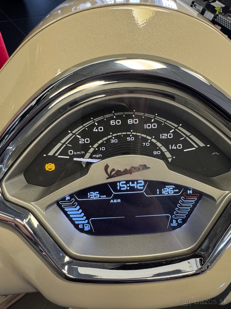 Predám Vespa GTS 310 - 3