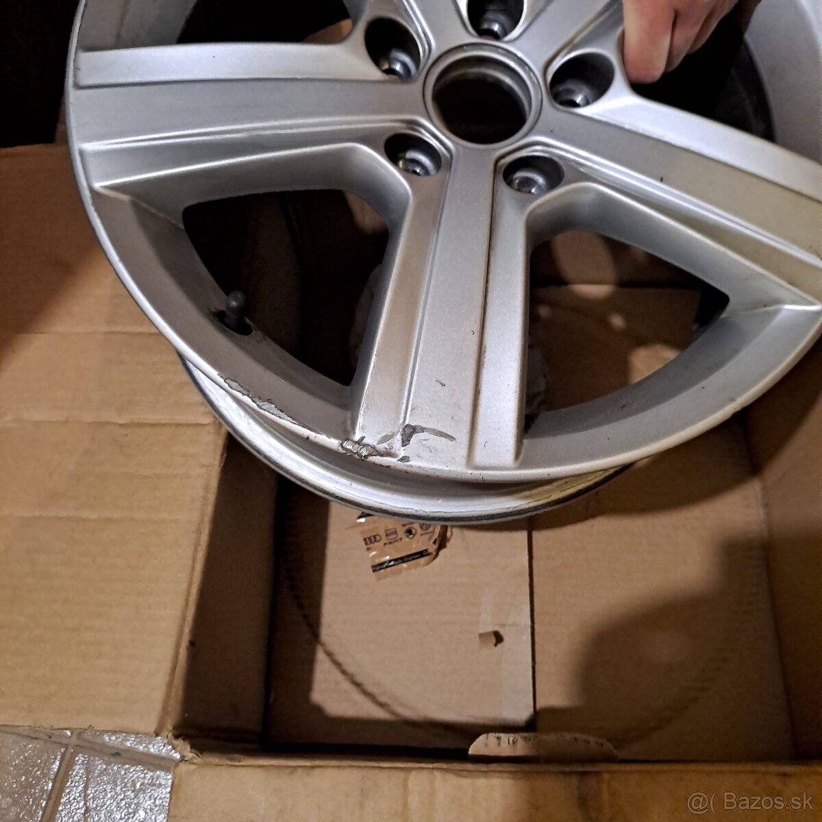 1 ks. Hliníkový disk R16 VW - 3