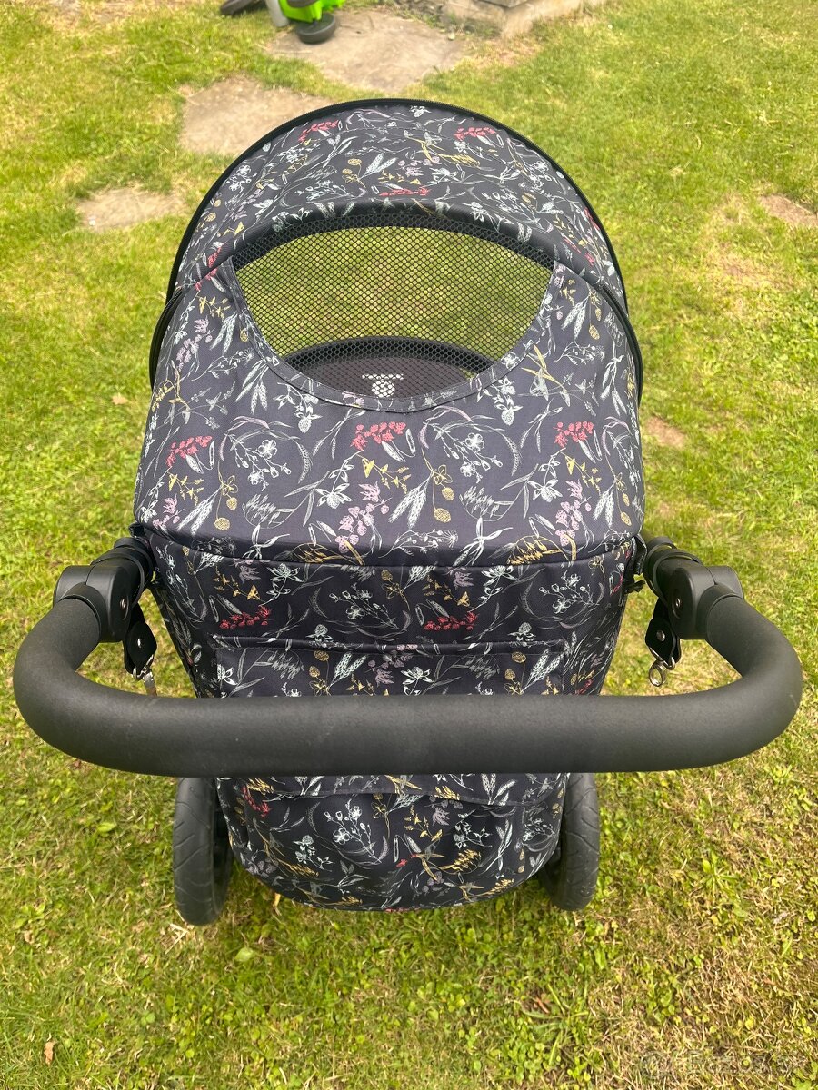 Petite&Mars Street - 3