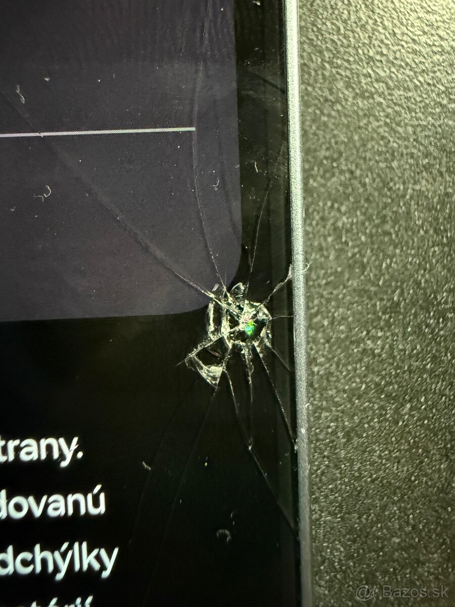 Samsung Galaxy S25 – Poškodený displej - 3