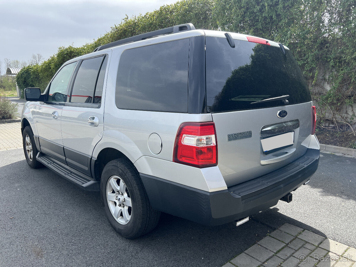 Ford Expedition 2014, 5.4 V8, 4x4, 1.majitel, 118 000 km