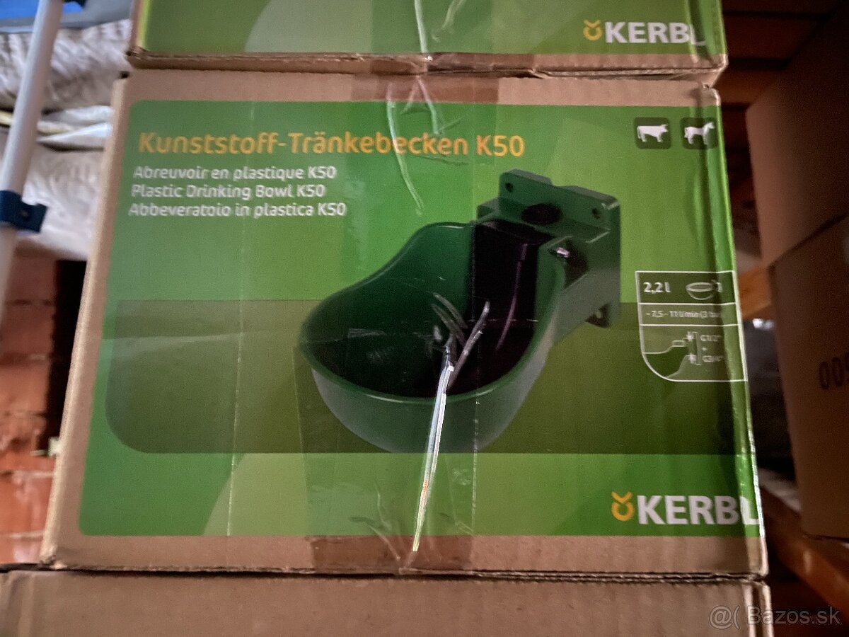 zelená plastová misková napájačka - 3